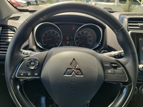 Used 2025 Mitsubishi Outlander Sport AWD image 8