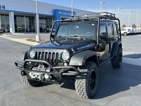 Used 2016 Jeep Wrangler Unlimited Rubicon w/ Connectivity Group image 33