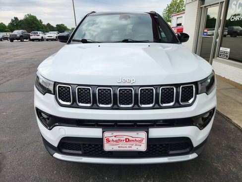 Used 2024 Jeep Compass Limited AWD/4WD image 8
