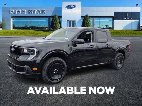 New 2026 Ford Maverick Lobo image 3