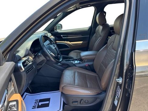 Used 2021 Kia Telluride SX w/ SX Prestige Package AWD/4WD image 10