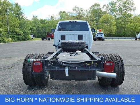 New 2026 RAM 5500 4x4 Regular Cab image 6