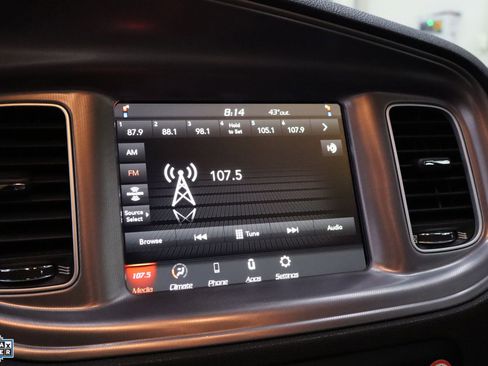 Used 2023 Dodge Charger SXT image 19