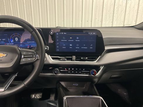 Certified 2025 Chevrolet Equinox LT image 13