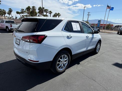 Used 2022 Chevrolet Equinox LT FWD image 3