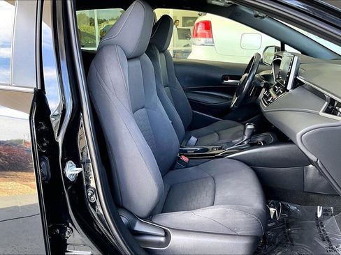 Used 2021 Toyota Corolla SE w/ Carpet Mat Package (TMS) FWD image 29
