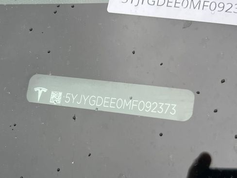 Used 2021 Tesla Model Y Long Range image 23