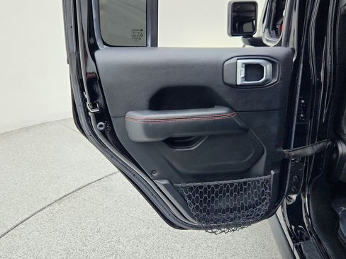 Used 2020 Jeep Gladiator Rubicon AWD/4WD image 27
