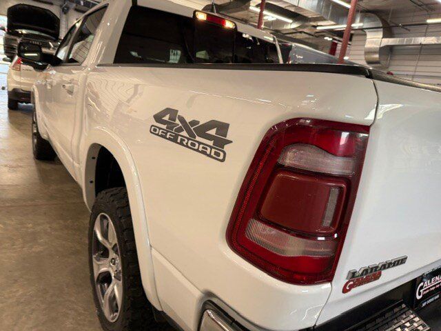 Used 2022 RAM 1500 Laramie w/ Off Road Group AWD/4WD image 27