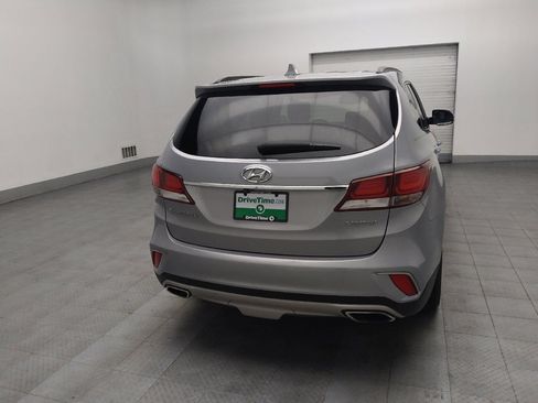 Used 2017 Hyundai Santa Fe Limited image 7