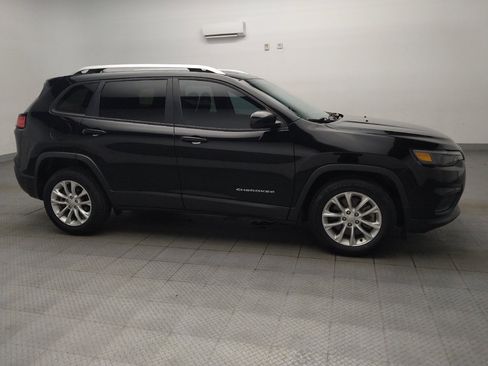 Used 2020 Jeep Cherokee Latitude FWD image 11