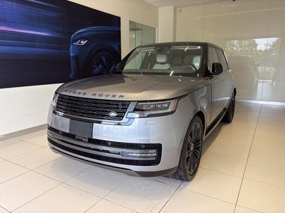 Used 2025 Land Rover Range Rover SE