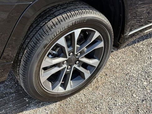 New 2025 Jeep Grand Cherokee L Overland w/ Advanced Protech Group III image 6