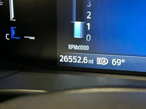 Used 2025 Ford Escape Active AWD/4WD image 25