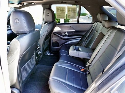 Used 2022 Mercedes-Benz GLE 350 4MATIC image 17