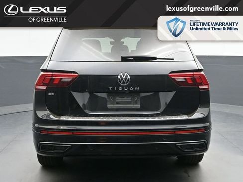 Used 2022 Volkswagen Tiguan SE R-Line FWD image 7