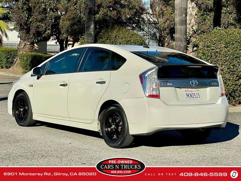 Used 2014 Toyota Prius Prime Advanced image 6