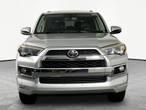 Used 2016 Toyota 4Runner Limited AWD/4WD image 2