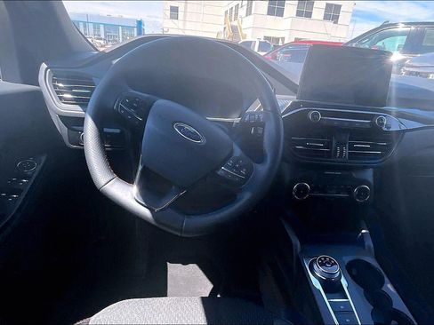 Used 2025 Ford Escape ST-Line AWD/4WD image 5