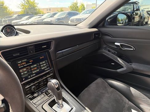 Used 2016 Porsche 911 Carrera GTS RWD image 23