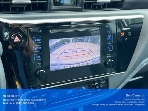 Used 2017 Toyota Corolla SE w/ Carpet Mat Package (TMS) FWD image 36