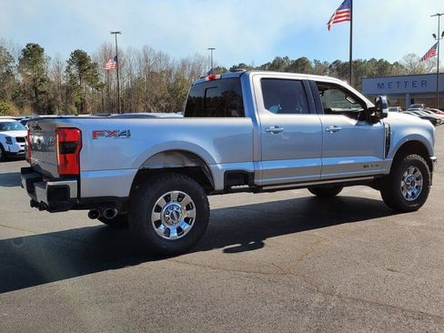 Used 2024 Ford F250 Lariat w/ Lariat Ultimate Package image 11