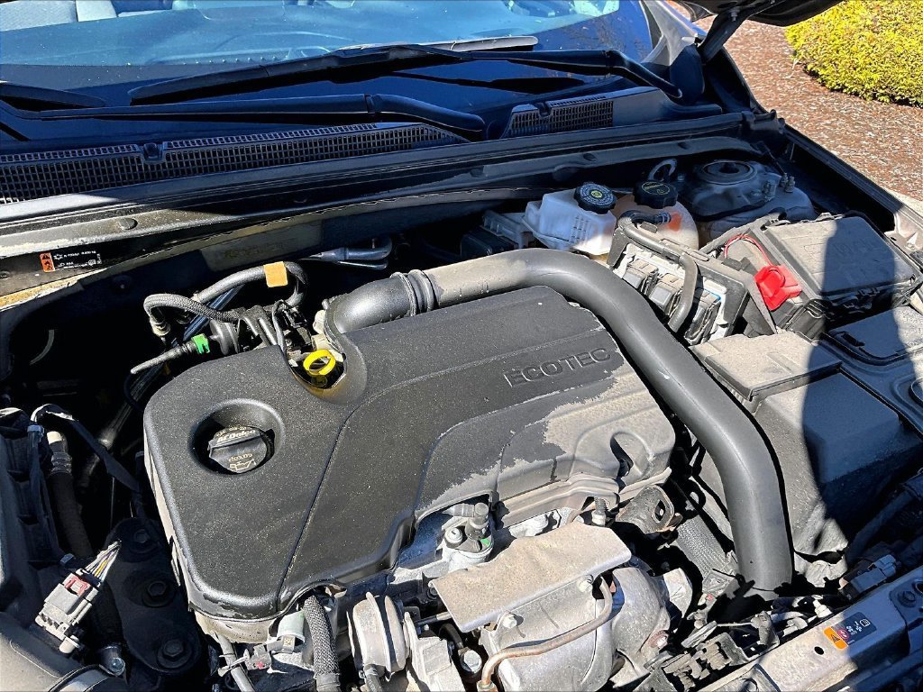 Used 2025 Chevrolet Malibu LT FWD image 28