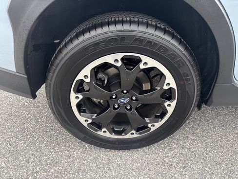 Used 2023 Subaru Crosstrek 2.0i Premium image 7