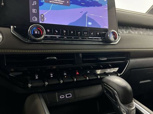 Certified 2025 Chevrolet Colorado ZR2 w/ Technology Package image 18