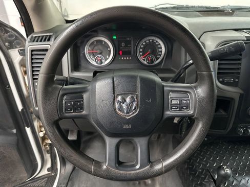 Used 2014 RAM 3500 Tradesman w/ Chrome Appearance Group AWD/4WD image 18