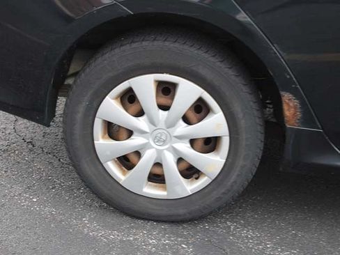 Used 2010 Toyota Corolla LE FWD image 8