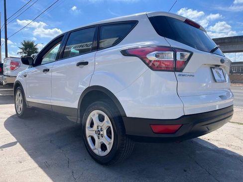 Used 2017 Ford Escape S image 6