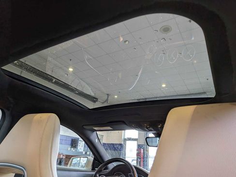 Used 2015 Mercedes-Benz CLA 250 image 19