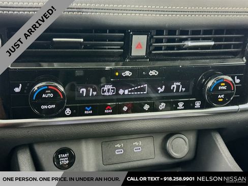 Certified 2024 Nissan Rogue SL w/ SL Premium Package image 16