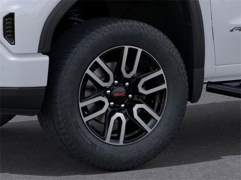 New 2026 GMC Sierra 1500 AT4 image 9