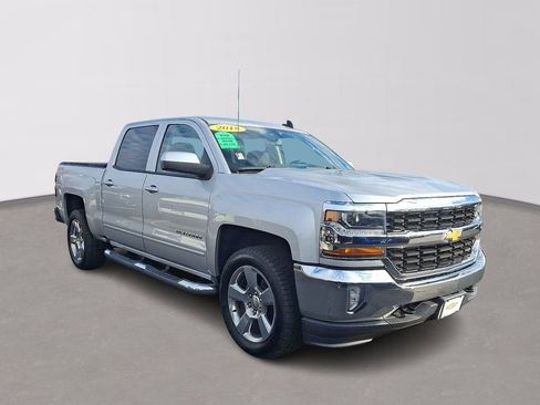 Used 2018 Chevrolet Silverado 1500 LT w/ All Star Edition image 3