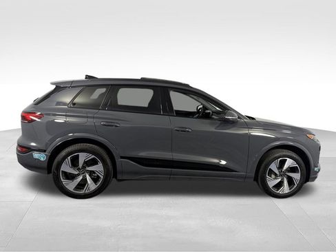 Used 2025 Audi Q6 e-tron Premium Plus w/ Premium Plus AWD/4WD image 6