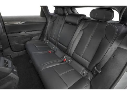 Certified 2025 Cadillac Optiq Luxury 2 w/ LPO, Floor Liner Package AWD/4WD image 15