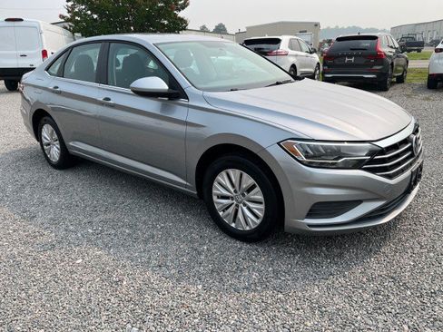 Used 2020 Volkswagen Jetta S w/ Driver Assistance Package FWD image 4