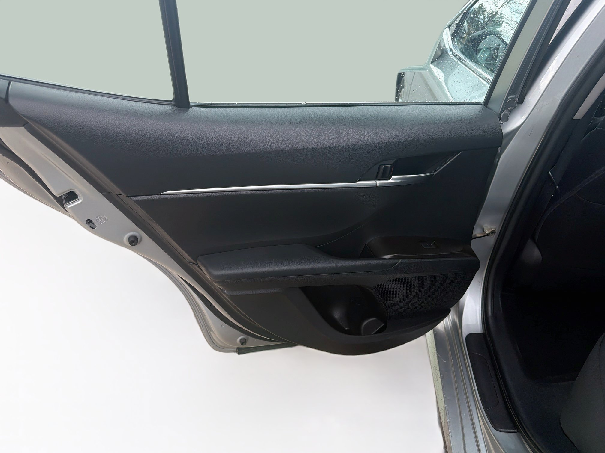 Used 2021 Toyota Camry LE FWD image 26