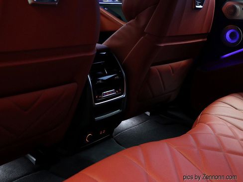 Certified 2024 BMW XM image 17