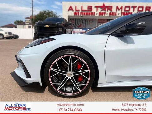 Used 2021 Chevrolet Corvette Stingray Premium Conv w/ Z51 Performance Package RWD image 4