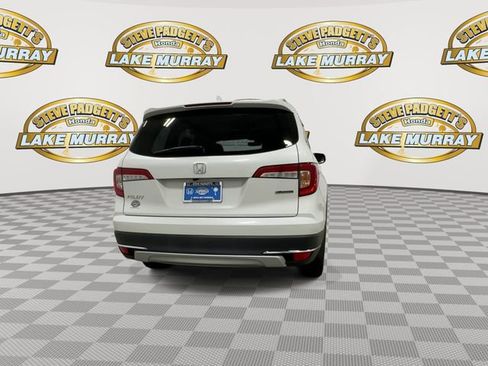 Used 2022 Honda Pilot Touring image 2