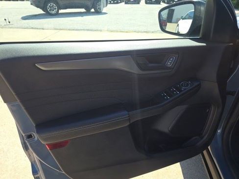 Used 2023 Ford Escape Active AWD/4WD image 16