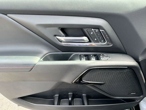 Used 2025 Chevrolet Silverado EV RST image 15