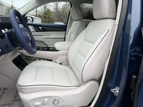 New 2026 Buick Enclave Avenir w/ Super Cruise Package image 7