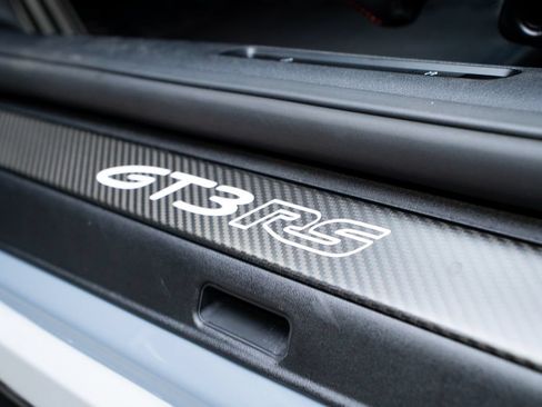 Used 2023 Porsche 911 GT3 RS RWD image 45