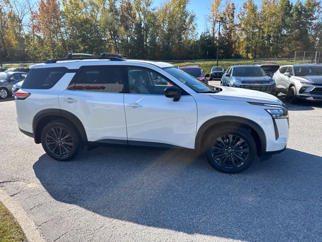 New 2026 Nissan Pathfinder SL AWD/4WD image 14