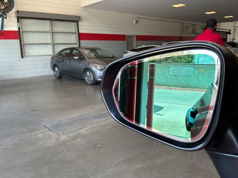 Used 2025 Lexus NX 250 FWD w/ Accessory Package (K3) image 21