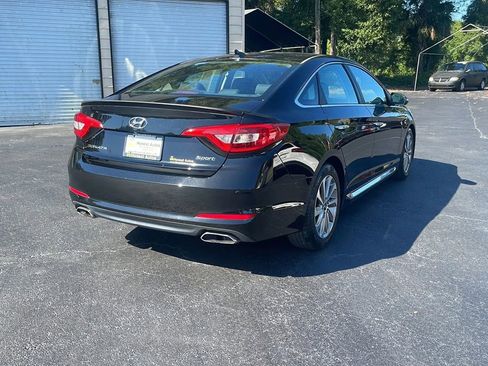 Used 2015 Hyundai Sonata SE w/ Option Group 09 FWD image 8